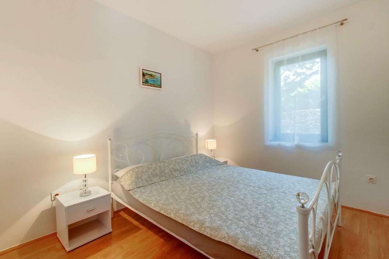 Apartment Rosmarino Mali Losinj Exterior photo